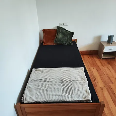 Πανσιόν Monteurdomizil *